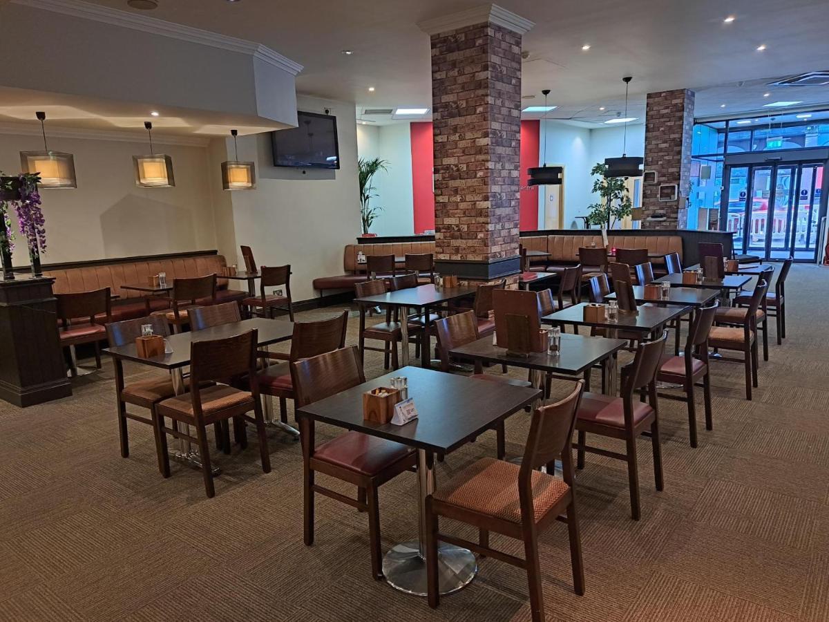 Ibis Carlisle Centre Hotel 2*